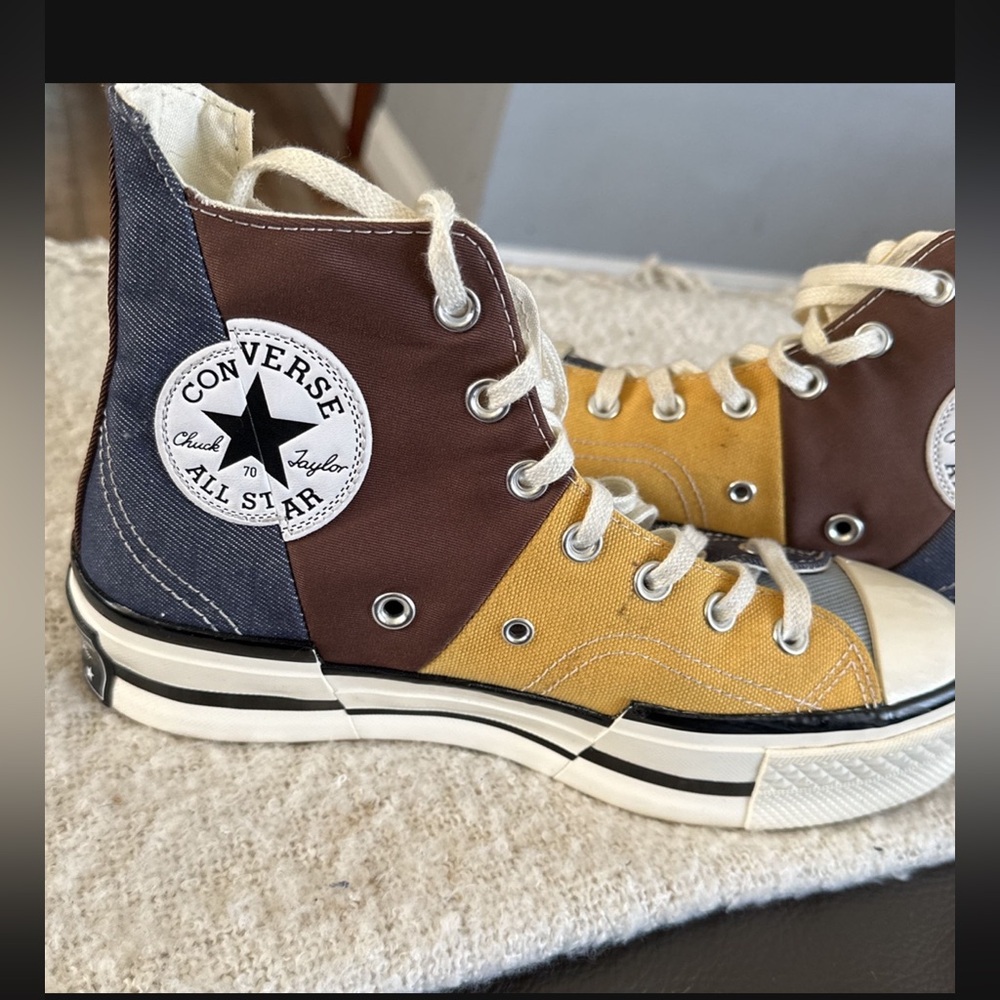 Converse All Star | Chuck 70 Plus High Top Sneakers
Size: Women’s 8/Mens 6